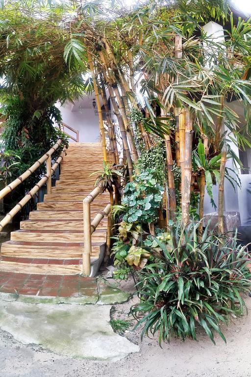 Bamboo Bungalows Resthouse Balabag  Екстериор снимка