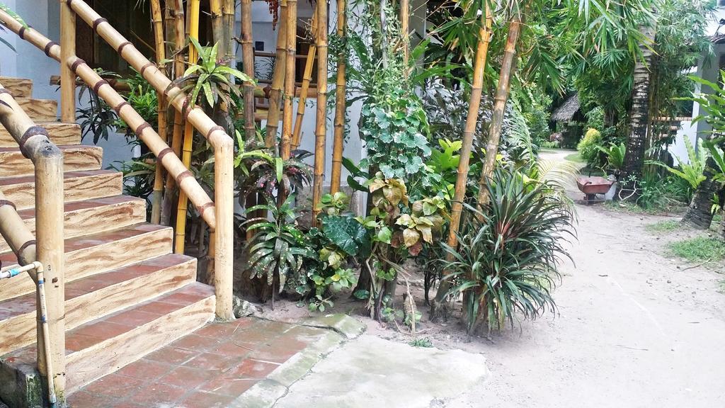 Bamboo Bungalows Resthouse Balabag  Екстериор снимка