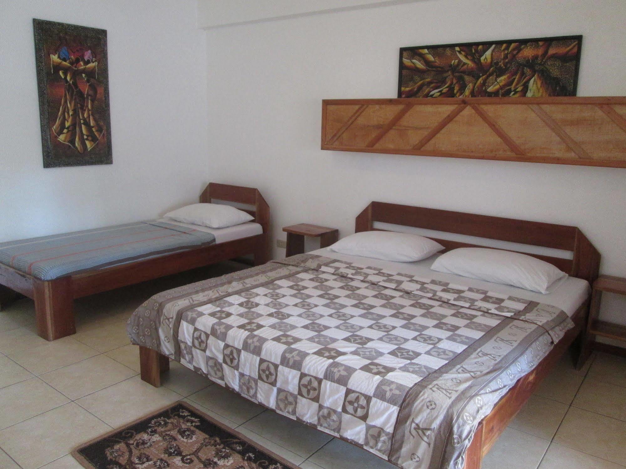 Bamboo Bungalows Resthouse Balabag  Екстериор снимка